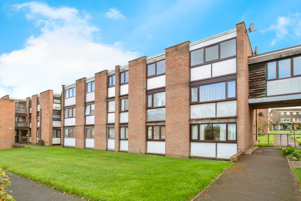 2 bed flat for saleDownland Place, Adastral Road, Poole, Dorset BH17