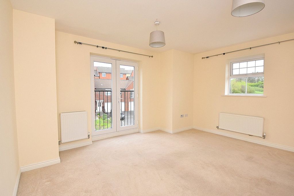 Additional image 2 of 2 bed flat for salePeach Pie Street, Wincanton, Somerset BA9