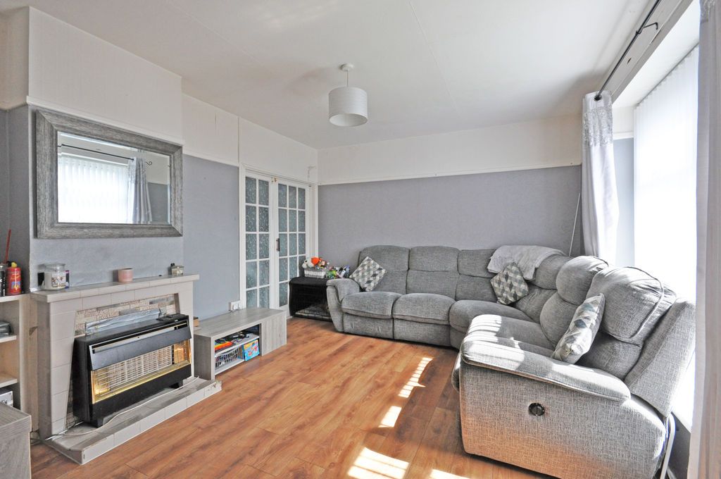 Additional image 2 of 3 bed terraced house for saleRupert Brooke Drive, Newport NP20