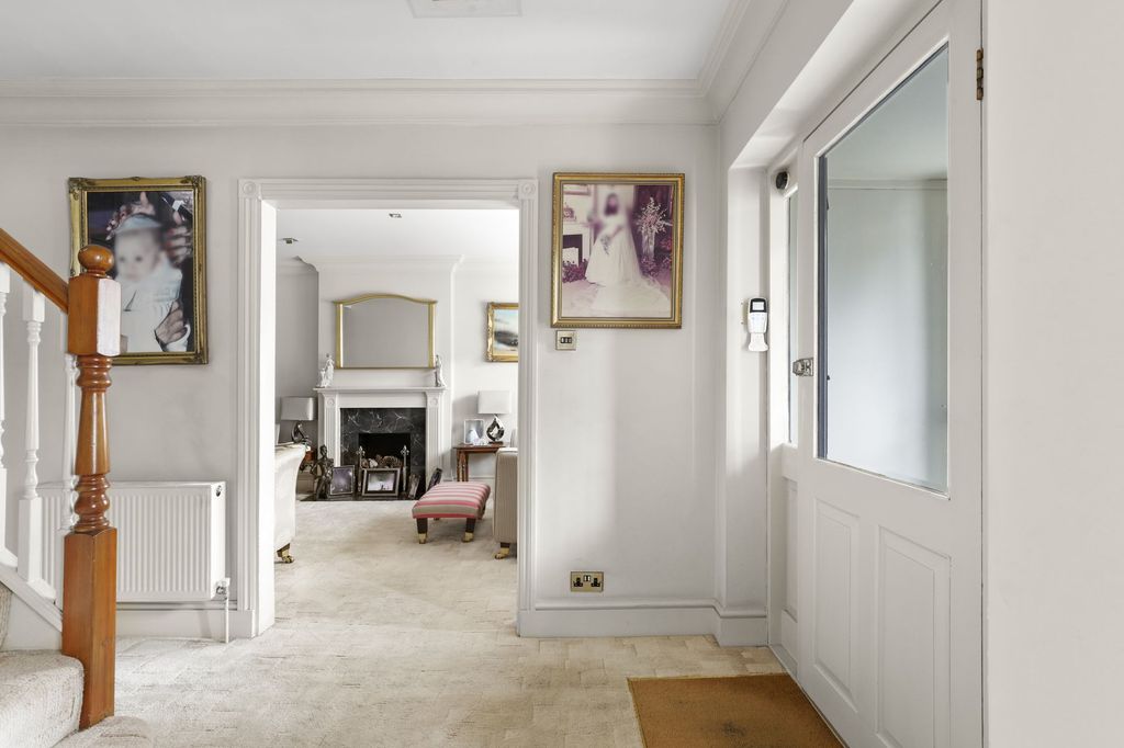 Additional image 8 of 4 bed link detached house for saleWestbury Lane, Buckhurst Hill IG9