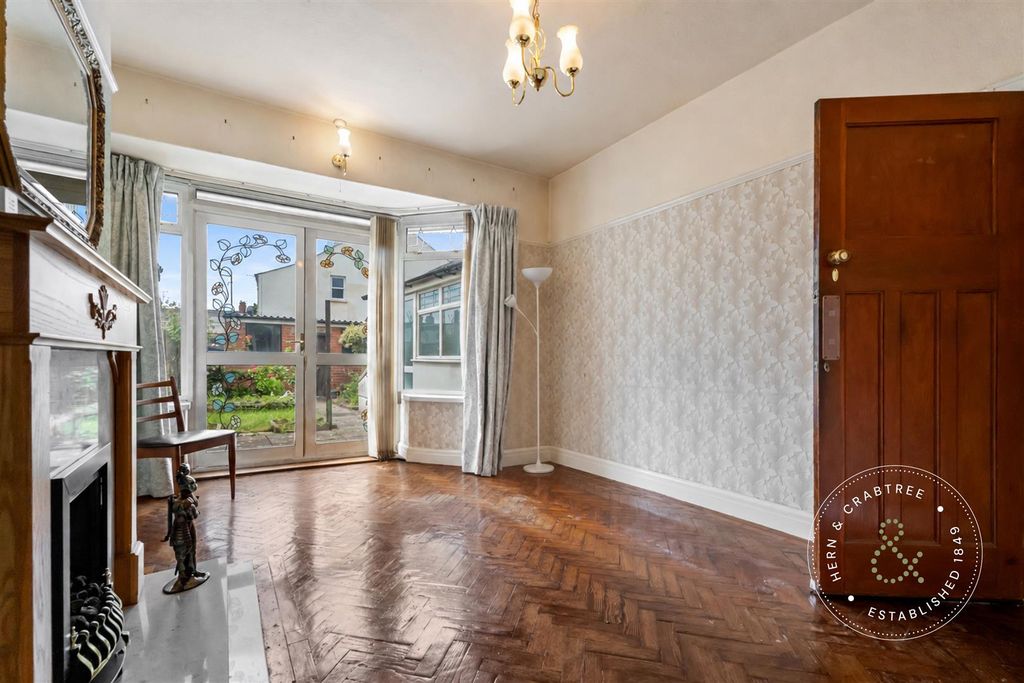 Additional image 3 of 3 bed terraced house for saleTaff Embankment, Cardiff CF11
