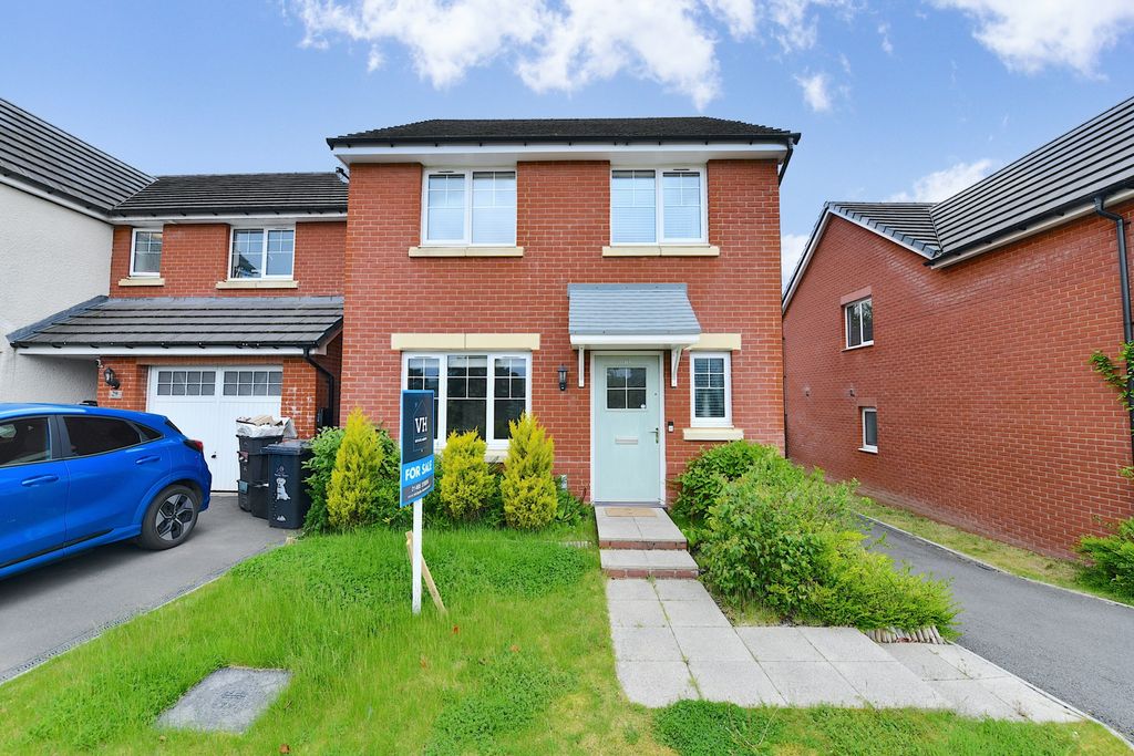 3 bed detached house for saleBlue Lake Close, Ebbw Vale NP23