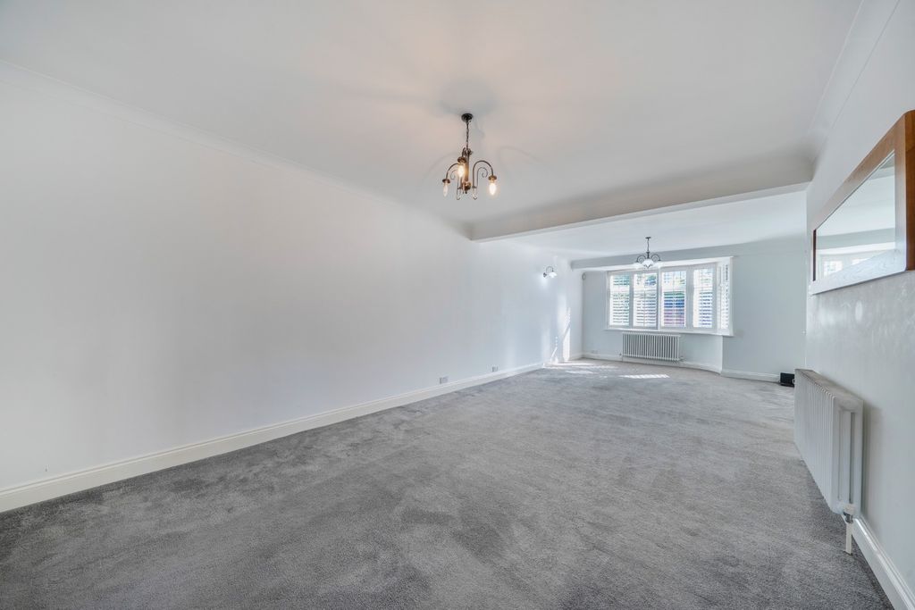 Additional image 3 of 5 bed semi-detached house for saleSandhurst Road, Bexley, Kent DA5