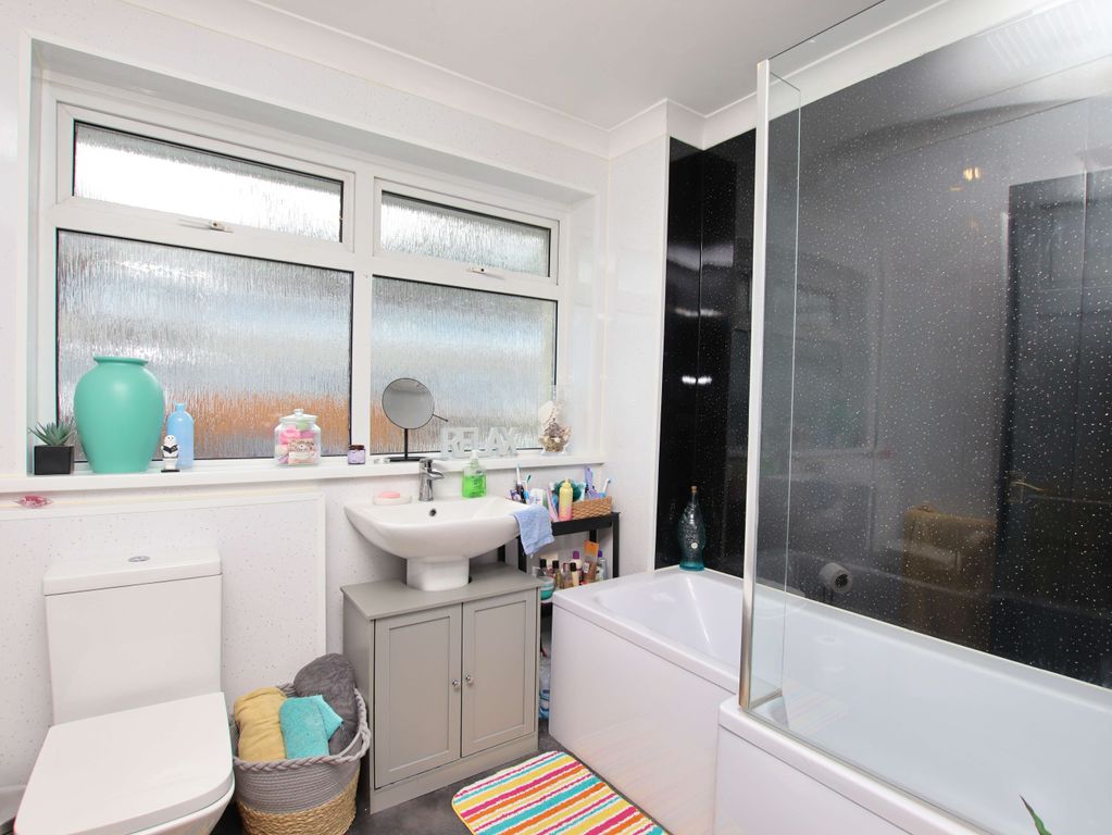 Additional image 18 of 4 bed semi-detached house for saleSt. Annes Gardens, Maesycwmmer CF82