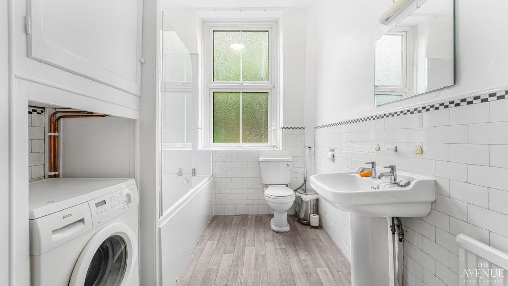 Additional image 13 of 3 bed flat for saleRutland Court, Rutland Street, Matlock DE4