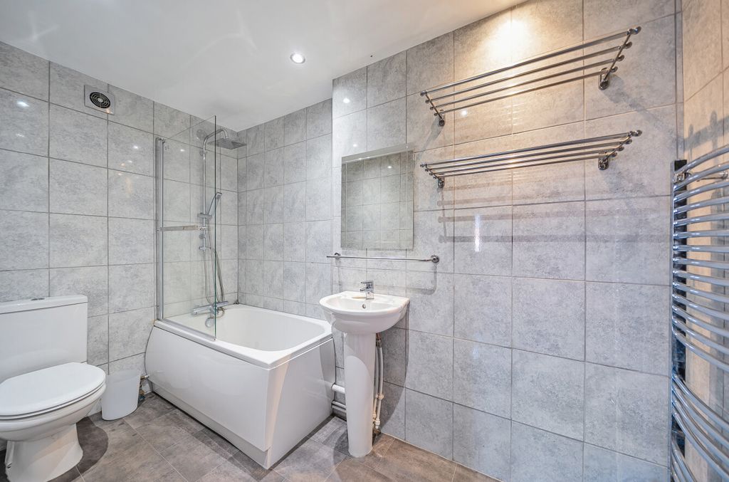 Additional image 16 of 4 bed detached house for saleSway Road, Brockenhurst SO42