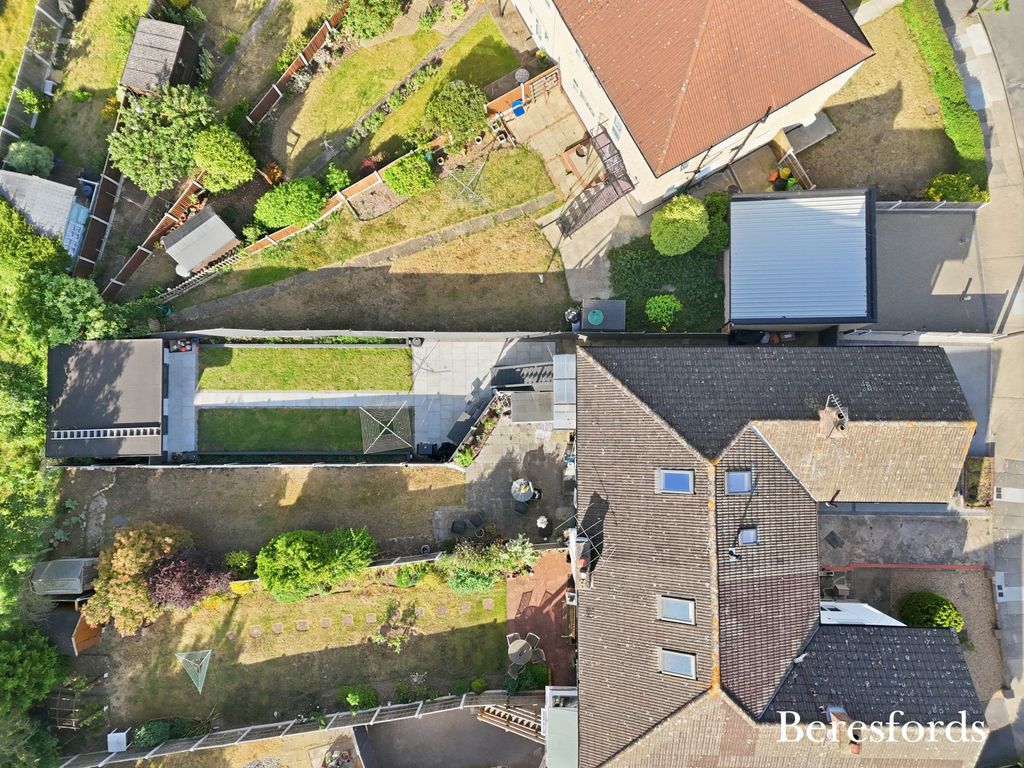Additional image 19 of 3 bed maisonette for saleTudor Drive, Gidea Park RM2
