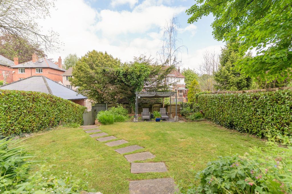 Additional image 38 of 4 bed semi-detached house for saleFields Road, Newport NP20