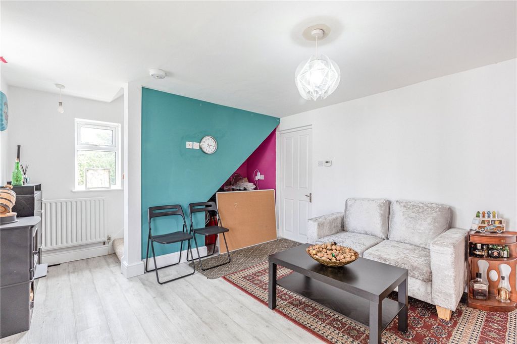Additional image 38 of 5 bed detached house for salePinewood Avenue, New Haw, Addlestone, Surrey KT15
