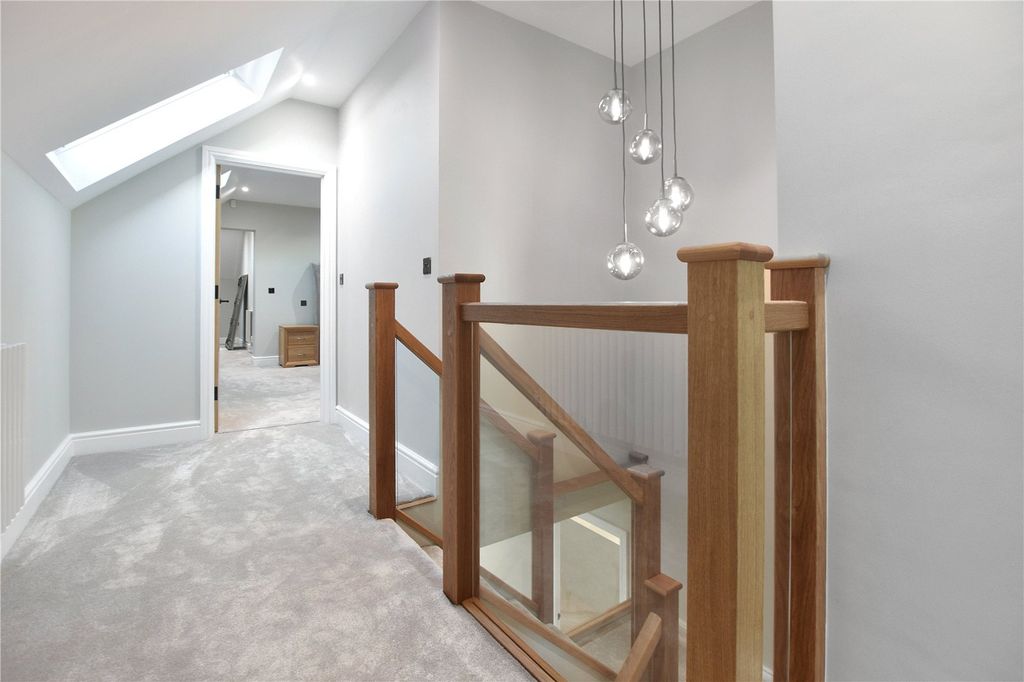 Additional image 14 of 5 bed bungalow for saleWoodlands Park, Bexley, Kent DA5