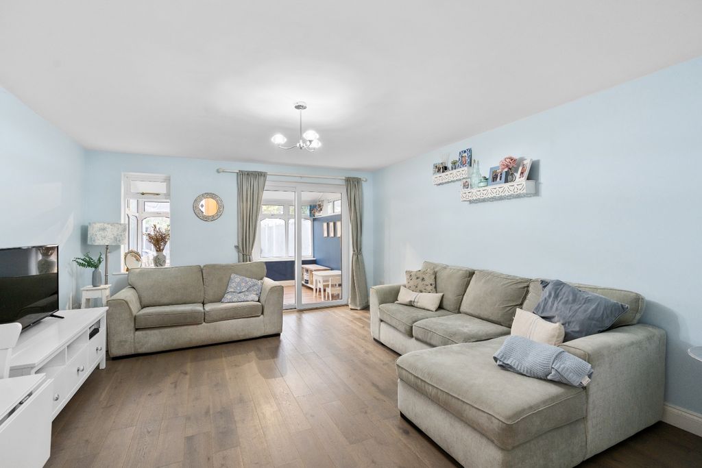 Additional image 6 of 3 bed end terrace house for saleFairmont Close, Belvedere, Kent DA17