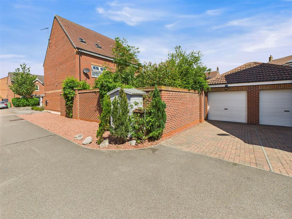 Additional image 14 of 4 bed semi-detached house for saleSandringham Road, Brough HU15