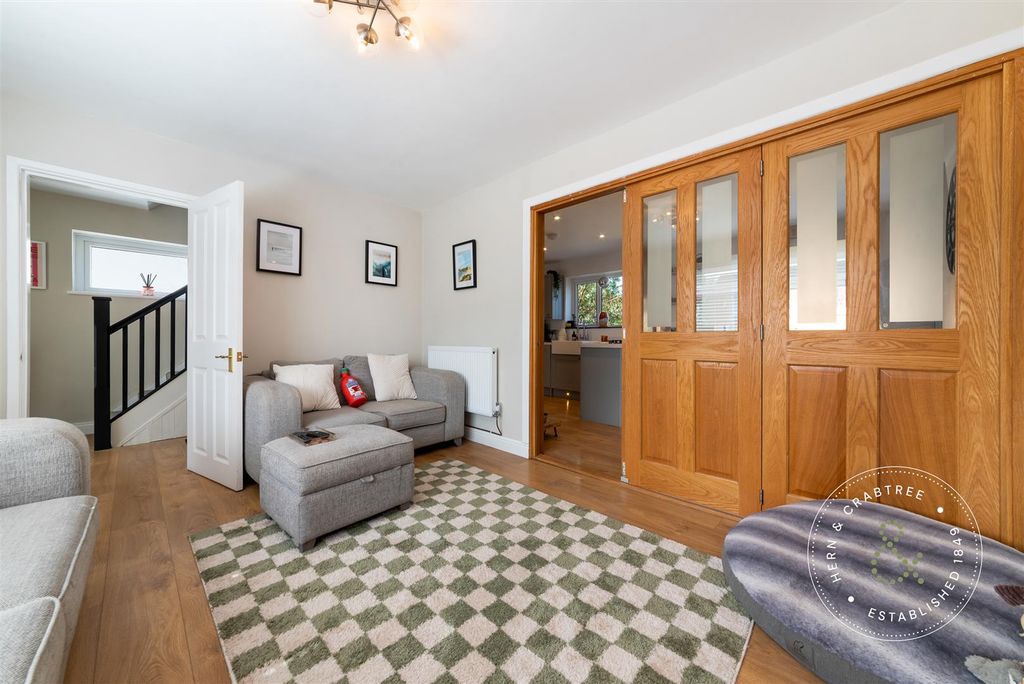 Additional image 6 of 3 bed semi-detached house for saleMorris Avenue, Llanishen, Cardiff CF14