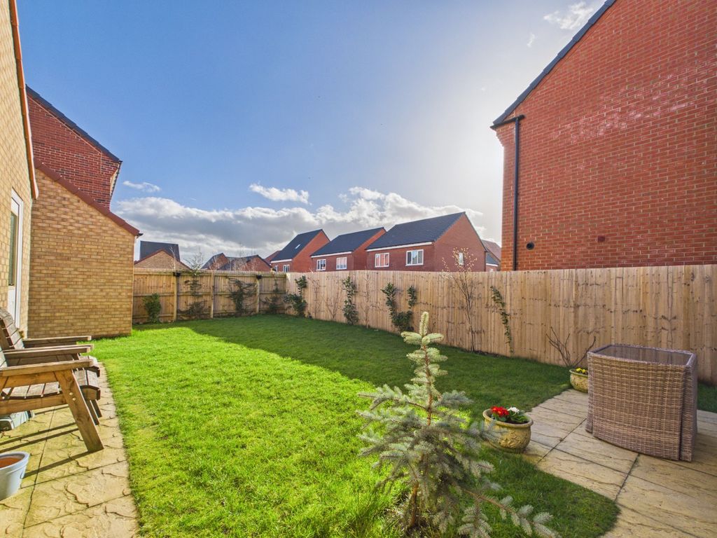 Additional image 18 of 4 bed detached house for saleDogrose Avenue, Beverley HU17