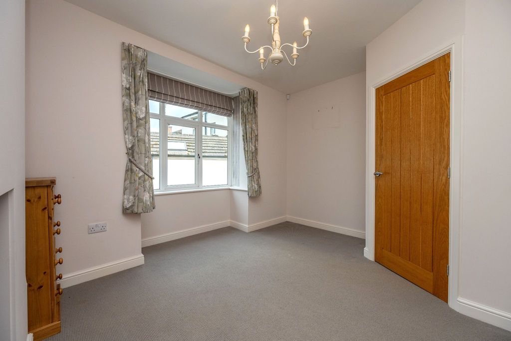 Additional image 14 of 3 bed semi-detached house for saleMoorfield Road, Alcester B49