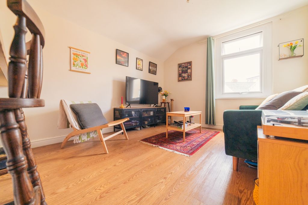 Additional image 2 of 2 bed flat for saleMoorland Road, Splott CF24