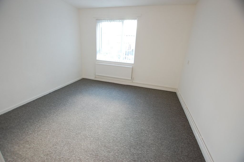 Additional image 7 of 2 bed flat for saleLockingate Street, Ashton-Under-Lyne, Greater Manchester OL6