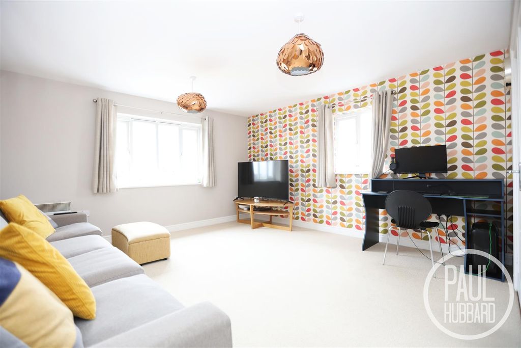 Additional image 4 of 2 bed flat for saleKillick Crescent, Carlton Colville, Lowestoft NR33