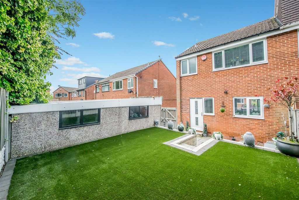 Additional image 18 of 3 bed semi-detached house for saleWheelwright Close, Leeds LS12