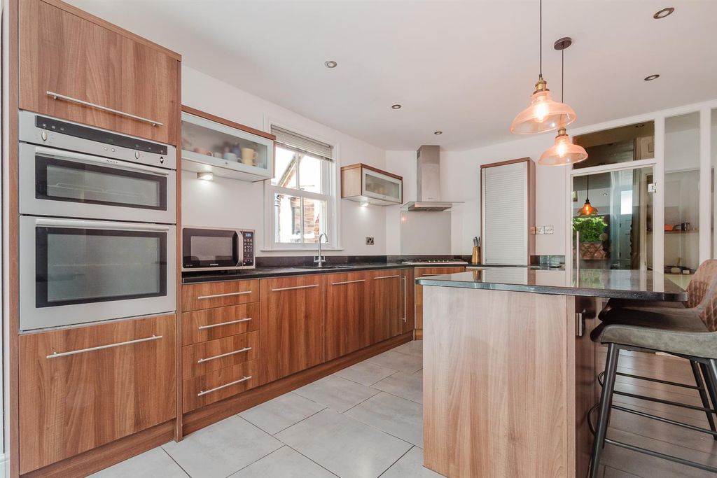 Additional image 14 of 4 bed terraced house for saleOxford Road, Altrincham WA14