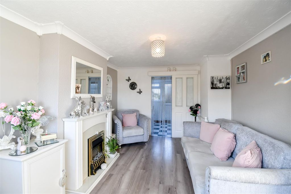 Additional image 2 of 2 bed semi-detached house for saleHolton Road, Barry CF63