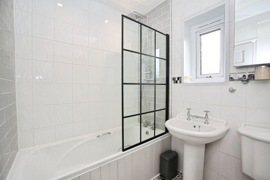 Additional image 13 of 4 bed semi-detached house for saleMorris Avenue, Llanishen, Cardiff CF14