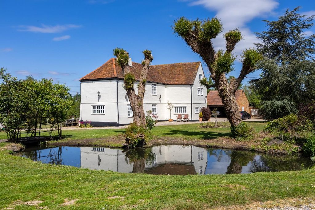 Additional image 3 of 4 bed detached house for saleGreat Burches Road, Benfleet SS7