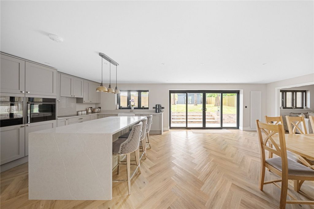 Additional image 8 of 5 bed bungalow for saleWoodlands Park, Bexley, Kent DA5