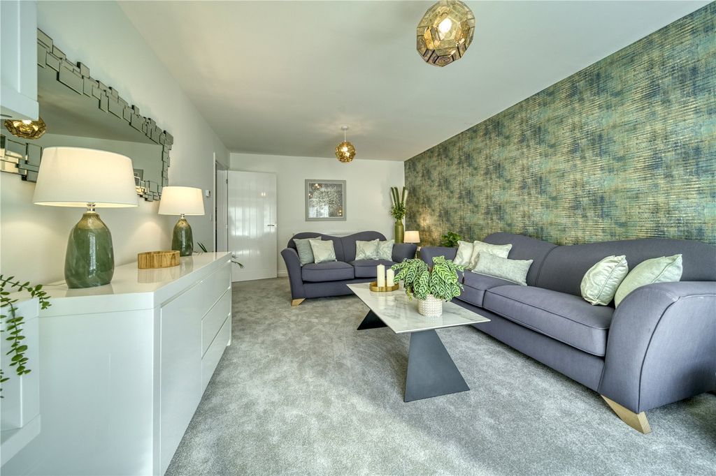 Additional image 6 of 4 bed detached house for saleSelborne Park, 35 Thistledown Road, Alton GU34