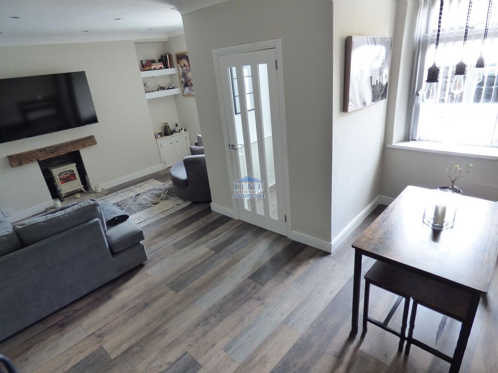 Additional image 7 of 3 bed flat for saleVale View Terrace, Nantymoel, Bridgend. CF32