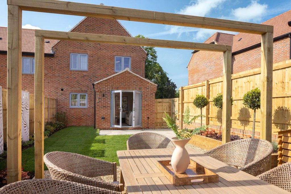Additional image 11 of 3 bed end terrace house for sale"Everglade – End - Terrace" at Worting Park Avenue, Off Worting Road, Basingstoke RG23