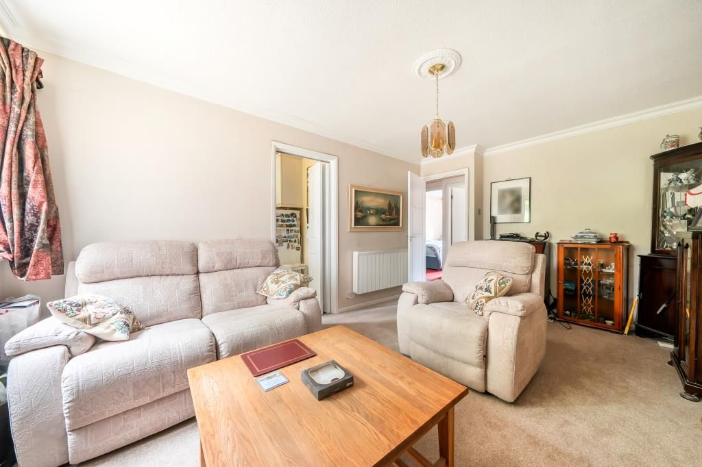 Additional image 6 of 2 bed flat for saleBanbury, Oxfordshire OX16