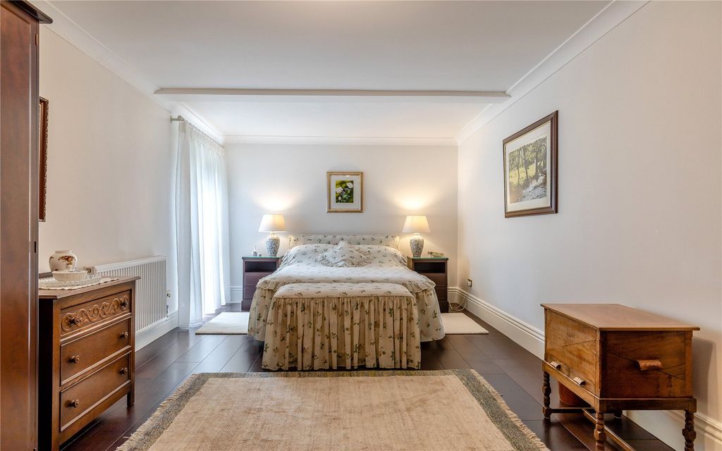 Additional image 16 of 3 bed flat for saleSuffolk Road, Altrincham, Cheshire WA14