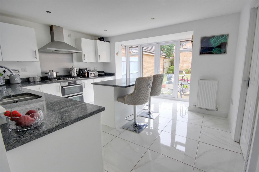 Additional image 3 of 4 bed detached house for saleNewman Avenue, Beverley HU17