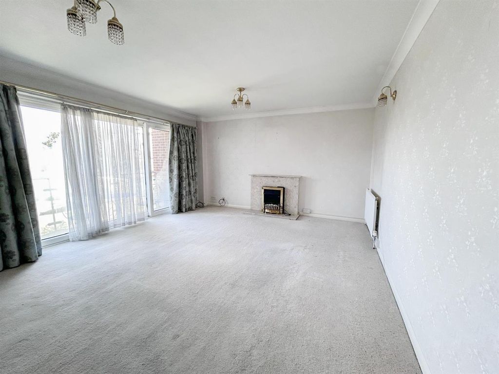 Additional image 4 of 2 bed flat for saleBuckhurst Road, Bexhill-On-Sea TN40