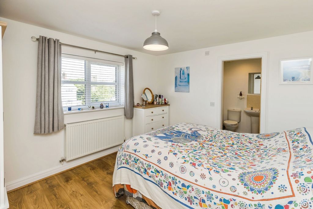 Additional image 15 of 2 bed flat for saleHolywell Road, Mold, Clwyd CH7