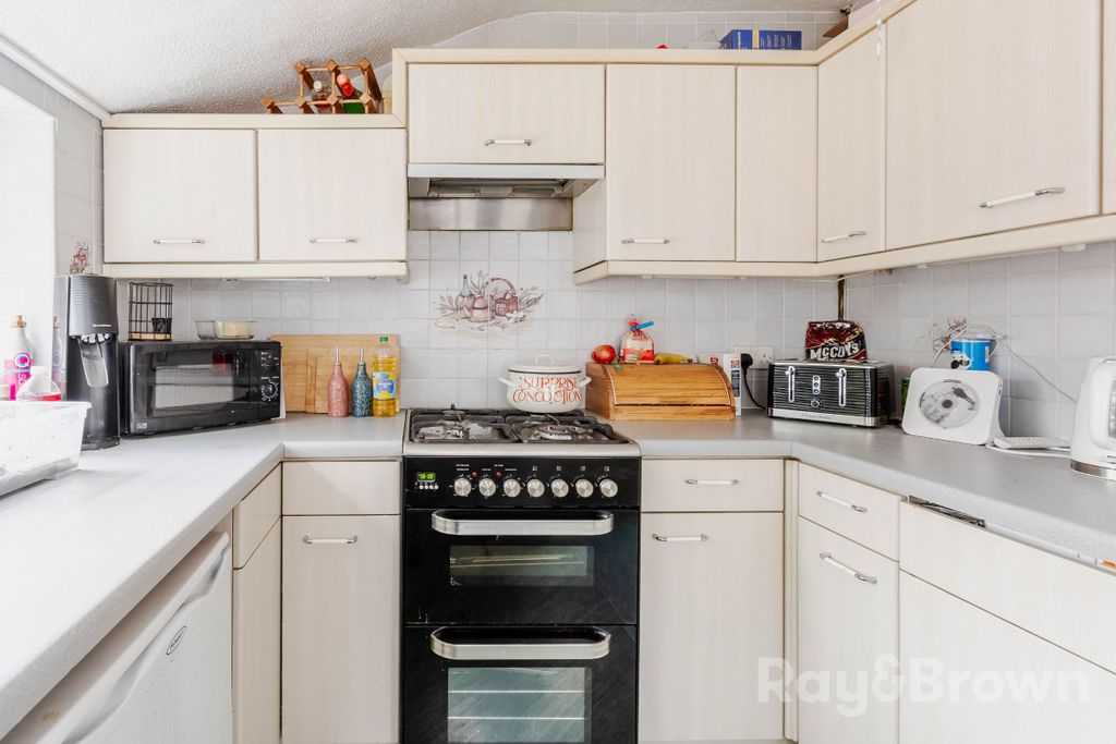 Additional image 19 of 4 bed terraced house for saleLlanishen Street, Heath, Cardiff CF14