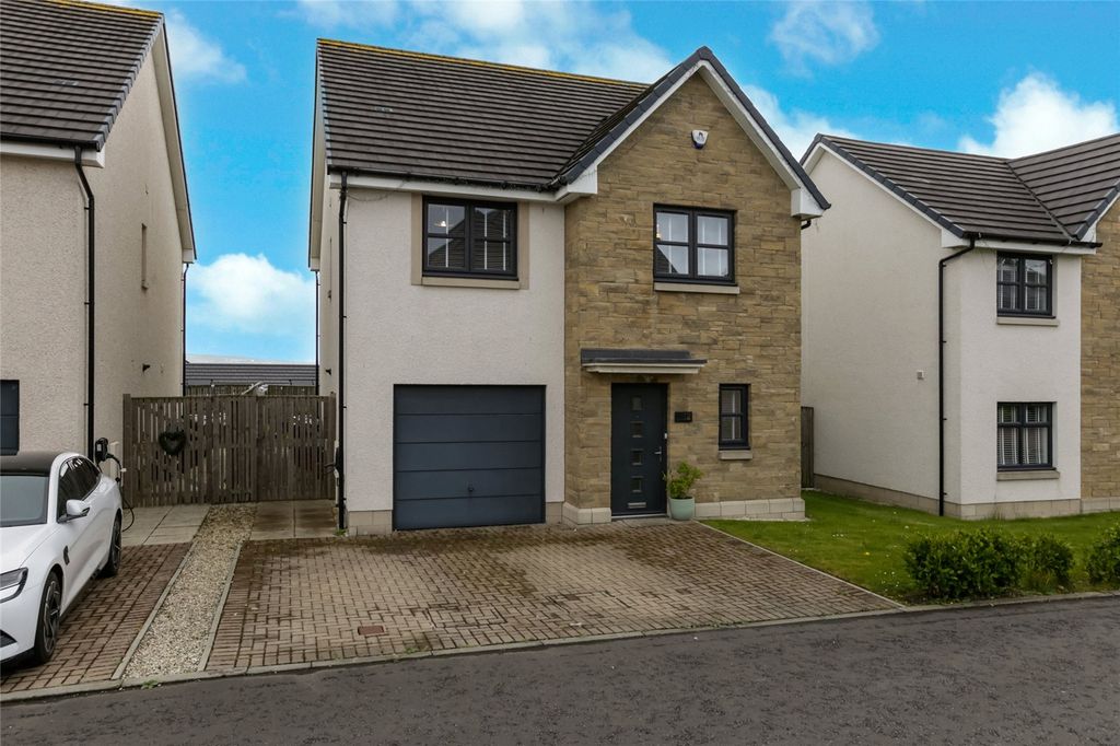 Additional image 26 of 4 bed detached house for saleStewart Gardens, Airdrie, North Lanarkshire ML6