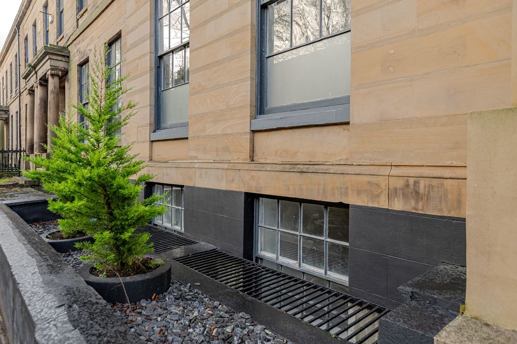 Additional image 16 of 2 bed flat for saleApartment 1, 16 Victoria Place, Carlisle CA1