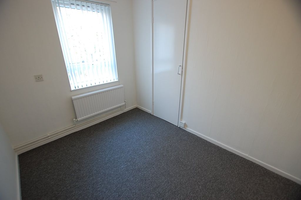 Additional image 8 of 2 bed flat for saleLockingate Street, Ashton-Under-Lyne, Greater Manchester OL6