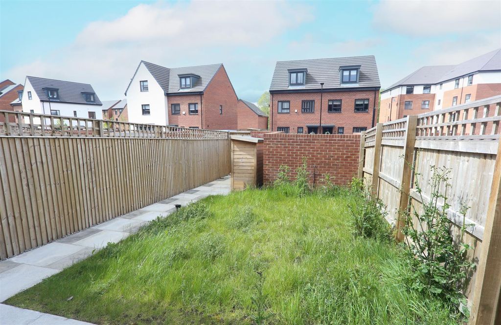 Additional image 18 of 4 bed town house for saleLakeside Boulevard, Lakeside, Doncaster DN4