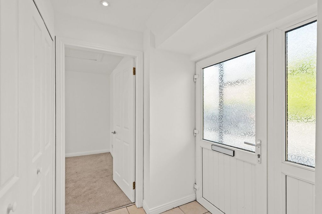 Additional image 4 of 2 bed flat for saleHunter Street, Auchterarder PH3