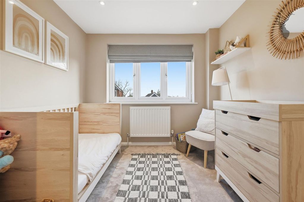 Additional image 34 of 4 bed detached house for saleRussell Road, Buckhurst Hill IG9