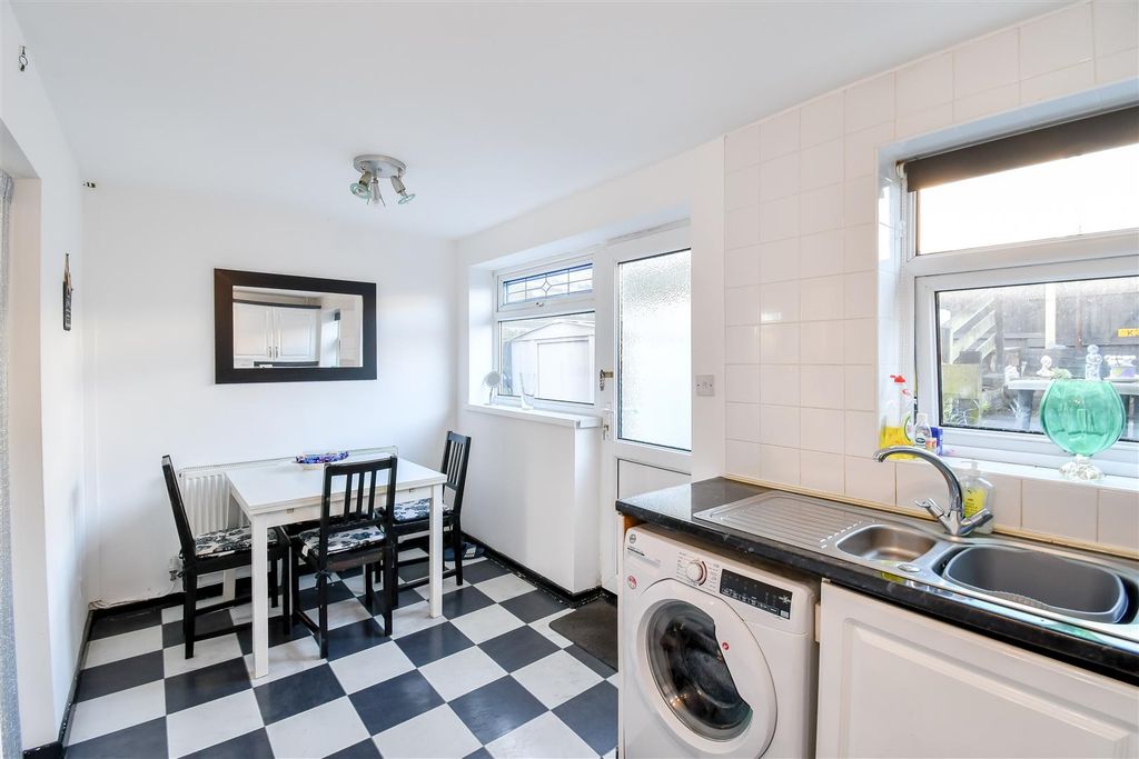 Additional image 4 of 2 bed semi-detached house for saleHolton Road, Barry CF63