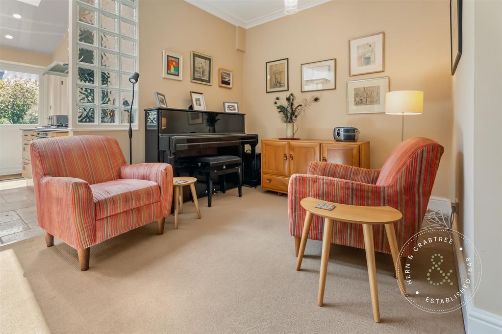 Additional image 6 of 4 bed terraced house for salePen Y Bryn Road, Heath, Cardiff CF14