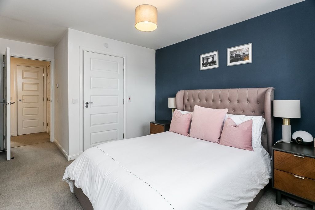 Additional image 15 of 2 bed flat for saleKidlaw Close, Edinburgh EH16
