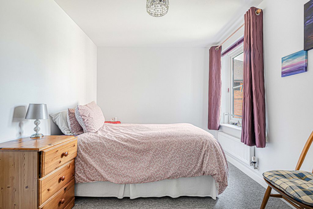 Additional image 11 of 2 bed flat for saleQuakers Court, Abingdon OX14