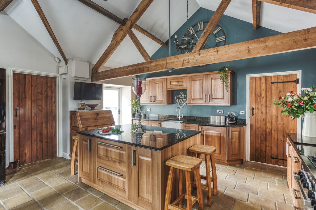 Additional image 2 of 3 bed barn conversion for saleBroadholme, Belper DE56
