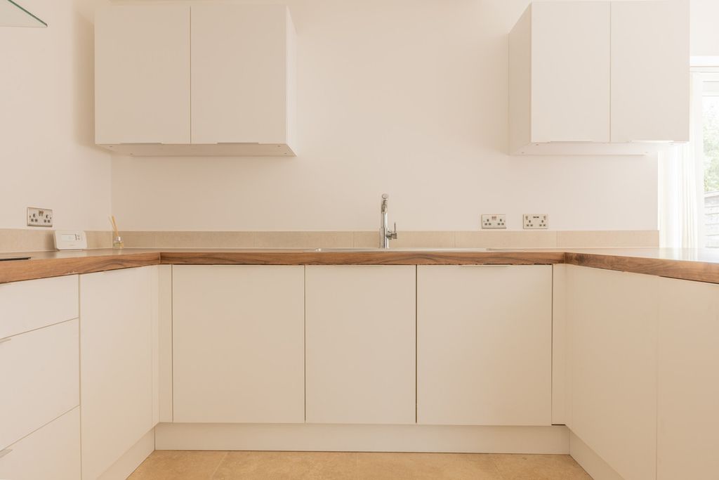 Additional image 5 of 3 bed semi-detached house for saleGraig Park Circle, Newport NP20