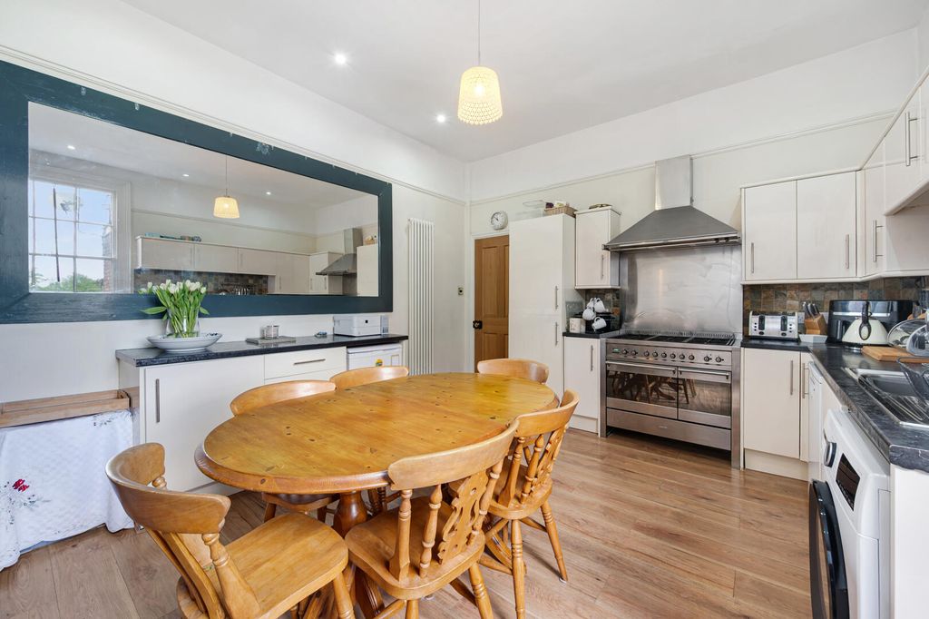 Additional image 7 of 4 bed flat for saleStockport Road, Timperley WA15